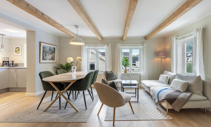 Arendal House | House with 4 Bedrooms – Near Arendal City with Private Parking for 1 car