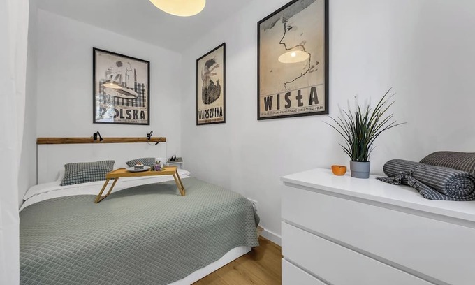 Muranow Apartment | Downtown Apt - Trams & Bus Nearby - by Rentujemy