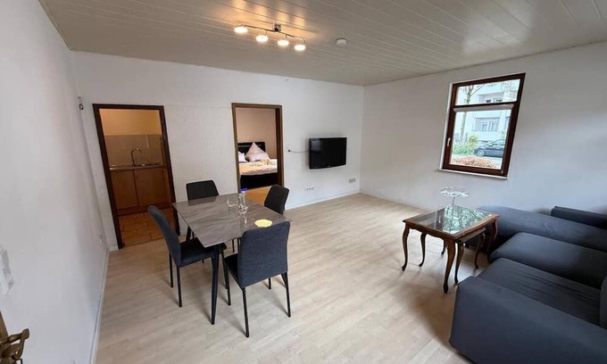 Kehl Apartment | Apartment 'Evin's' with Wi-Fi near Europapark and Strasbourg