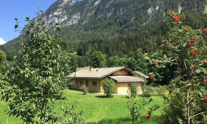 Unken House | Vacation home for 8 guests with 145m² in Unken (273642)