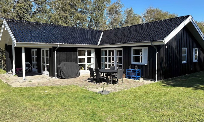 Grlev House | Charming modern summer house 4 min from the beach