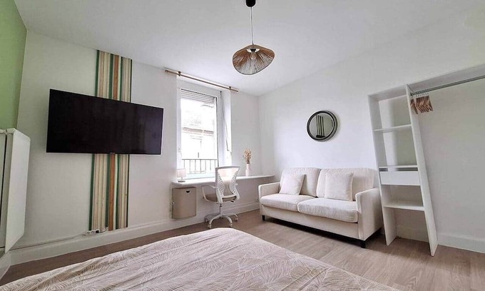 Homecourt Apartment | Elodie - Cosy 4 pers' - Station - Wifi - 3 beds