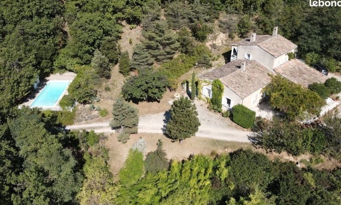 Mirmande House | Large family home with swimming pool in the heart of Drôme provençale