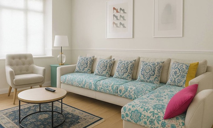 Southwick House | House in Brighton & Hove with Parking