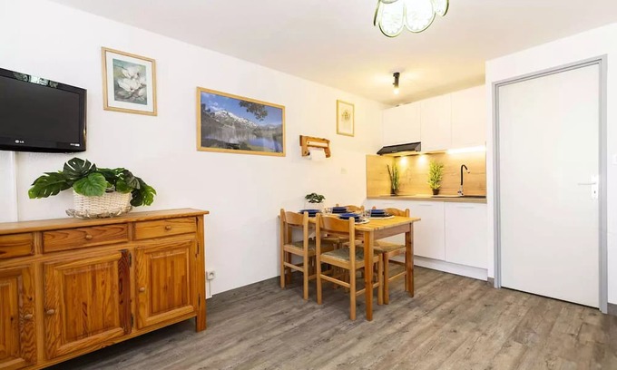 Saint-Lary-Soulan Apartment | Studio near center and cable car Free WiFi