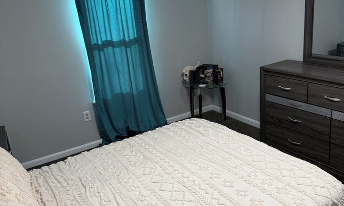 Coral Hills House | Charming 1-bedroom townhome in welcoming Capitol Heights with WiFi, AC