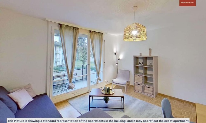 Seebach Apartment | 3BR Homey Flat w/Balcony, 26’ to Center