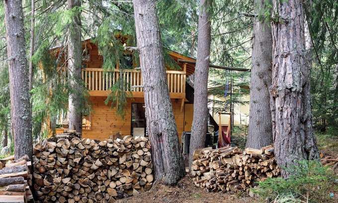 Semkovo Villa | Life House is nestled at 1650m above sea level in Rila mountain-highest in BG