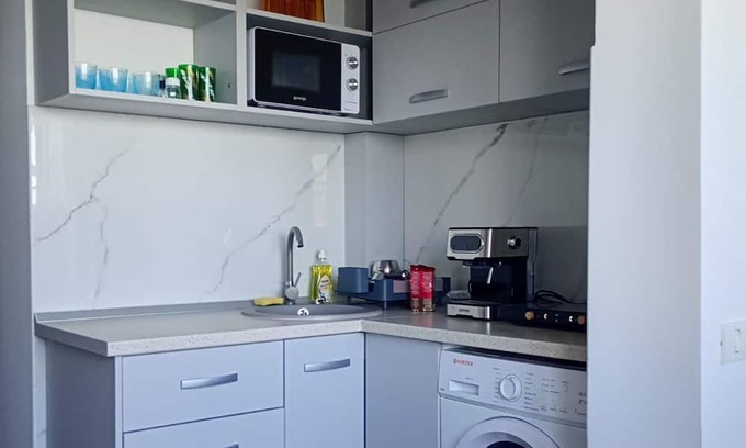 Tulcea Apartment | Danubius view studio in welcoming Tulcea with AC, WiFi