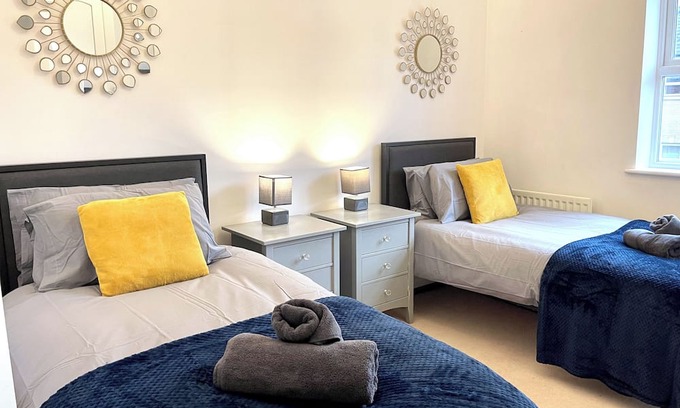 Bishop's Stortford House | Extremely Spacious and comfortable 2 Bedroom, 2 bathrooms near Stansted Airport!