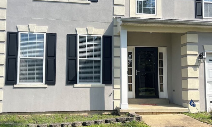 Bennsville House | Charming 4-bedroom house with WiFi, fitness room in superb Waldorf