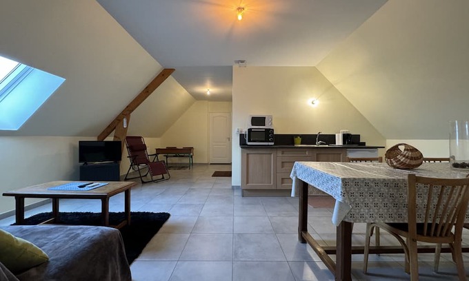Chaufour-Notre-Dame Apartment | Le Champ de la Fontaine - Campagne - Confort - Rêv