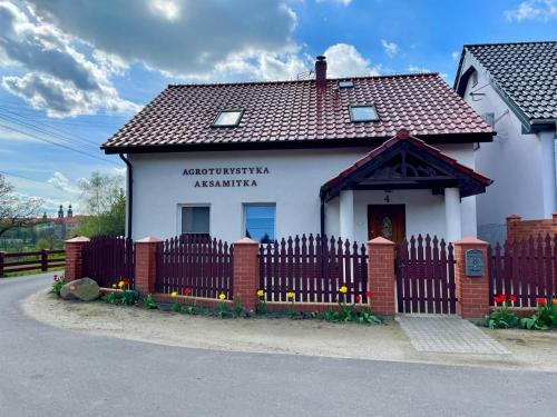 Lubiaz House | Agroturystyka Aksamitka