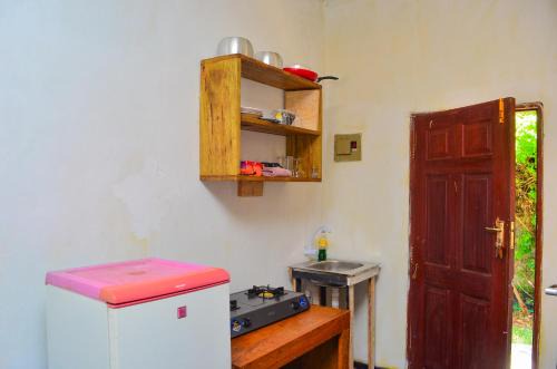 Diani Beach Bed & Breakfast | Kinazini getaway