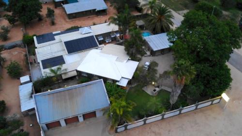Otjiwarongo House | Bush Pillow Guest House